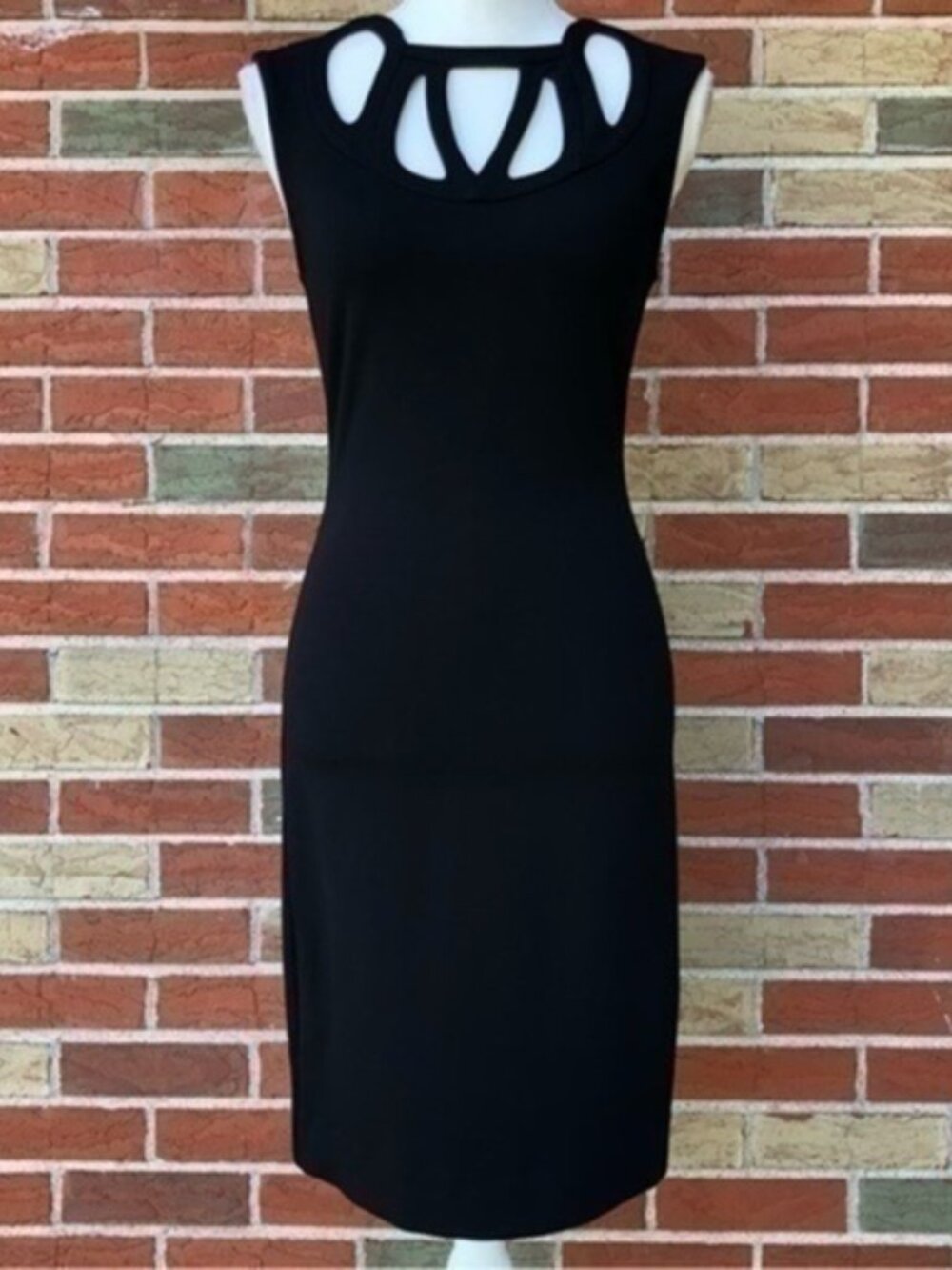 Diane Von Furstenberg Amy Cutout Black Sleeveless Sheath Dress 👗